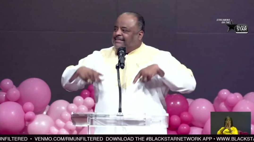 Roland Martin speaks at Friendship-West Baptist Church Sunday Worship